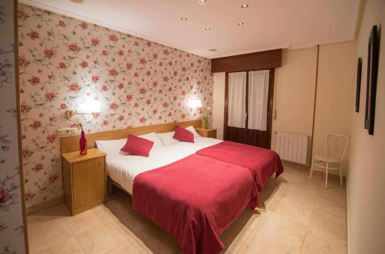 Apartamentos Mugarri Povena Dış mekan fotoğraf